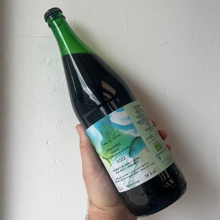 Mani di Luna, Umbria IGT Sangiovese (2022) · 1L